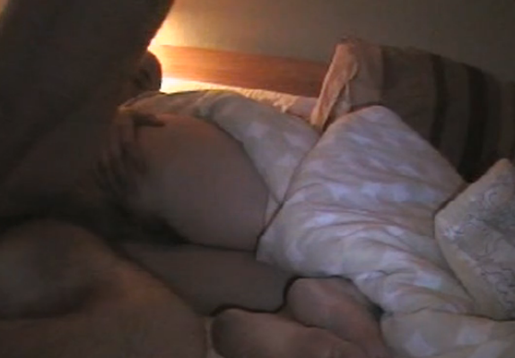 Секс со спящей дочерью домашнее видео